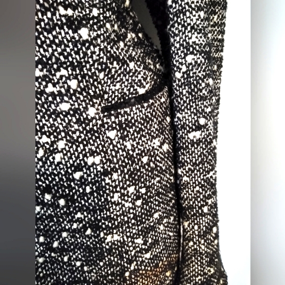 FERAUD RARE TWEED BOUCLE 10-12 WOOL BLEND BLACK METALLIC CAREER BLAZER JACKET - Picture 8 of 11